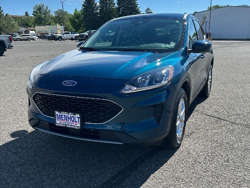 2020 Ford Escape SE in Blue — front three-quarter view
